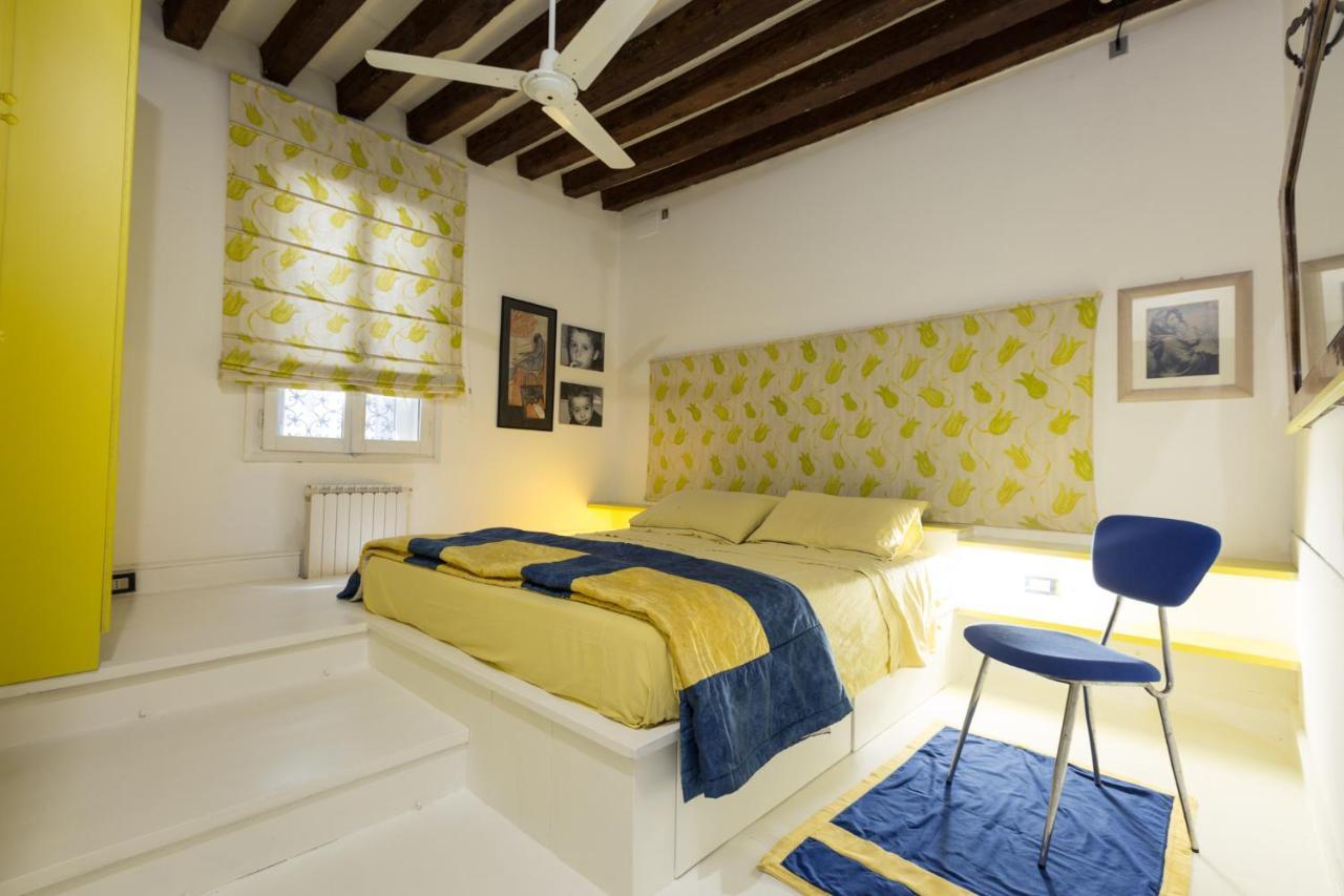 Blueyellow Home In Cannaregio Air Conditioning Wifi เวนิส ภายนอก รูปภาพ